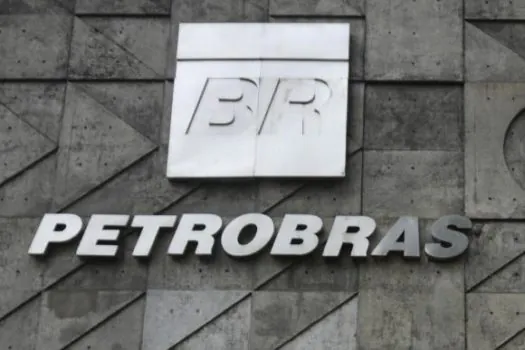 Petrobras altera nome de térmicas que homenageavam personalidades de esquerda