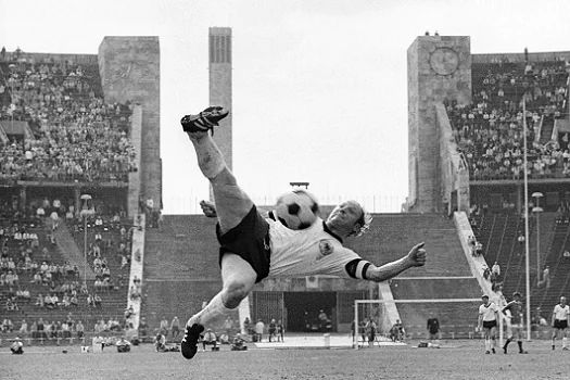 Lenda da seleção alemã e elogiado por Pelé, Uwe Seeler morre aos 85 anos