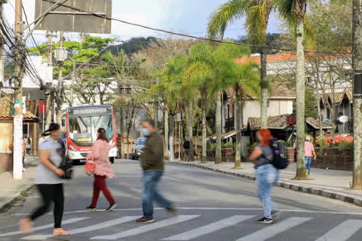 Governo de SP lança campanha de conscientização no Dia Internacional do Pedestre