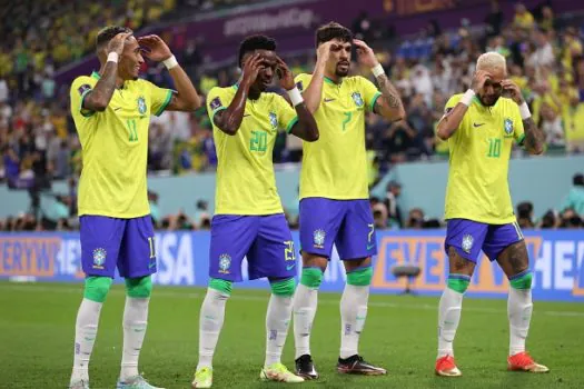 Brasil goleia Coreia do Sul e enfrenta a Croácia nas quartas de final da Copa