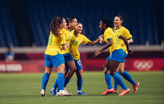 Seleção feminina de futebol bate Zâmbia e vai encarar Canadá nas quartas de final