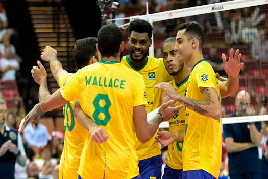 Vôlei: Brasil estreia com 3 a 0 sobre os Estados Unidos