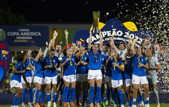 Seleção brasileira feminina bate Colômbia e conquista a Copa América pela 8ª vez