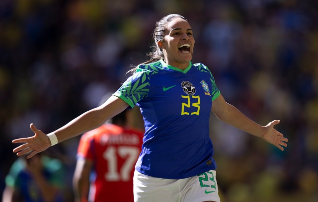 Seleção feminina goleia Chile em último amistoso antes da Copa do Mundo