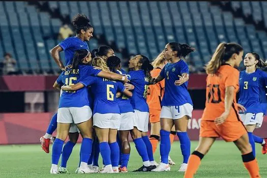 Seleção feminina de futebol joga bem e empata com Holanda por 3 a 3 na Olimpíada