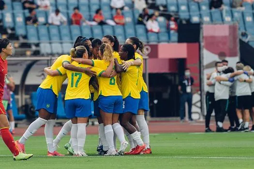 De olho na Holanda, seleção feminina de futebol volta aos treinos em Tóquio