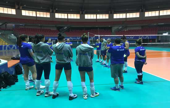 Seleção Feminina: Brasil faz o primeiro treino em Uberlândia