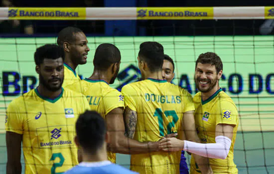 Seleção Masculina: Brasil vence mais uma e encerra a série com três vitórias