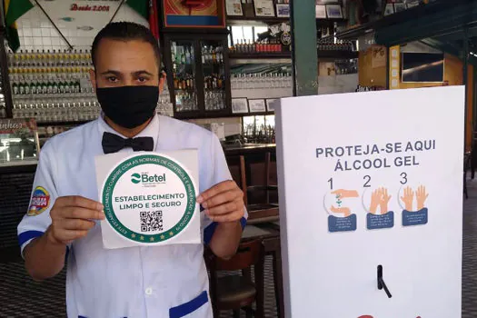 Selo Estabelecimento Limpo e Seguro certifica bares, restaurantes e similares