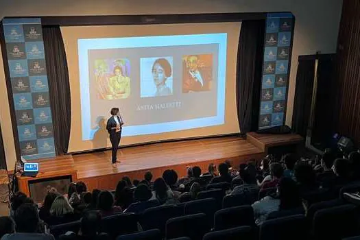 Estudantes de SP promovem coletivo de arte em homenagem aos 100 anos da Semana de 22