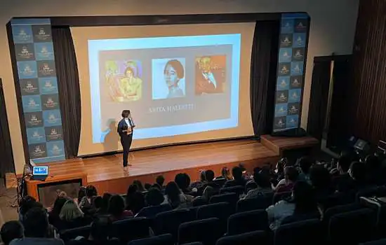 Estudantes de SP promovem coletivo de arte em homenagem aos 100 anos da Semana de 22