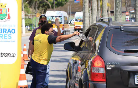 Campanha de conscientização no trânsito: Ribeirão Pires aborda mais de 5 mil condutores