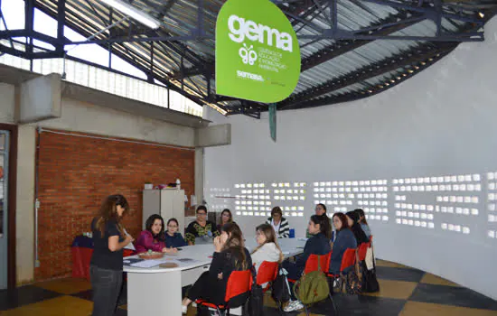 Semasa celebra o Dia Mundial da Água