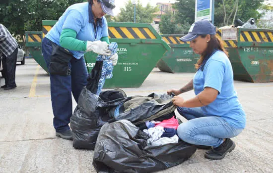 Estações de Coleta recebem doações para a Campanha do Agasalho