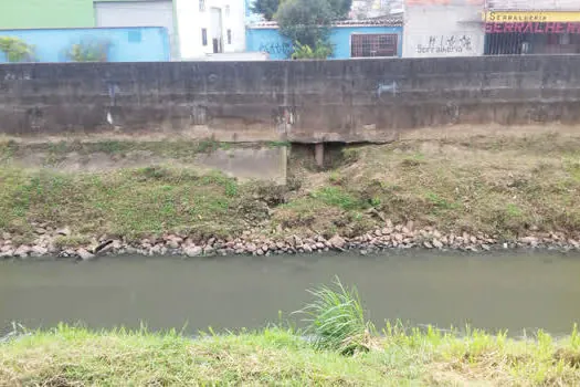 Obra do Semasa corrige erosão no Ribeirão dos Meninos ocasionada pela chuva