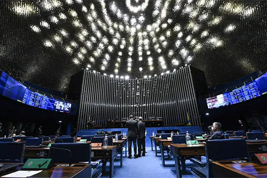 Senado aprova texto-base da PEC do auxílio em 2º turno por 62 a 14 votos