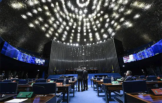 Senado aprova texto-base da PEC do auxílio em 2º turno por 62 a 14 votos