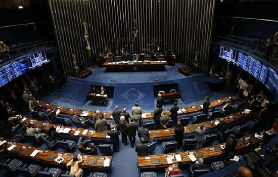 Senado recupera reajuste a servidores públicos até 2021