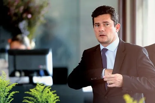 Moro lidera intenções de voto para o Senado no Paraná; Álvaro Dias aparece em 2º