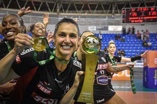 Copa Brasil feminina: Sesi Vôlei Bauru vence Itambé/Minas e conquista título inédito