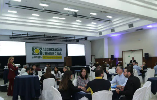 Sessão de Negócios aproxima empreendedores na ACISBEC