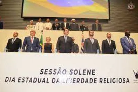 Secretário recebe homenagem em ato solene do 1º ano da Lei Estadual de Liberdade Religiosa