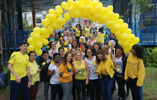 Colcha de retalhos encerra atividades de Setembro Amarelo em Diadema