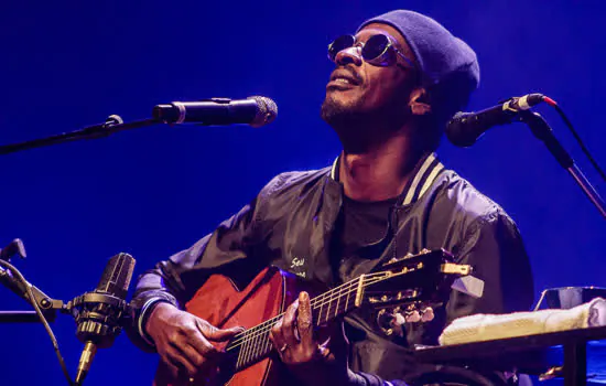 Seu Jorge volta aos palcos com show em São Paulo