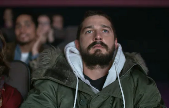 Shia LaBeouf se converte ao catolicismo depois de pensar em suicídio