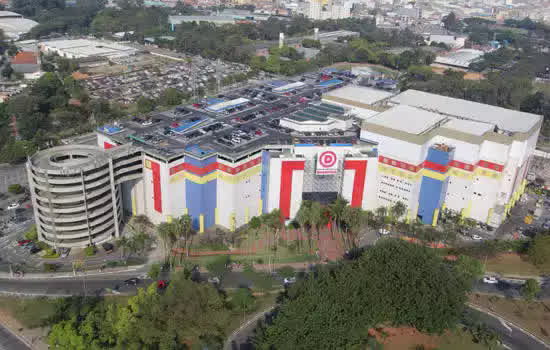 Outubro Rosa tem ações especiais no Shopping D