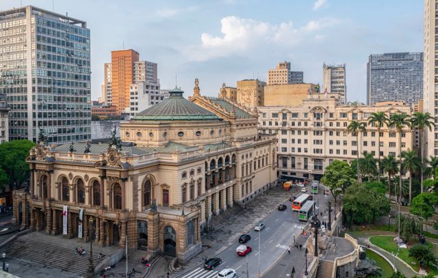 Gazit Brasil realiza Walking Tour- Especial de Aniversário de SP