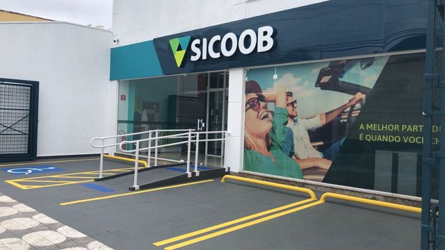 Sicoob reinaugura ponto de atendimento em Mogi das Cruzes (SP)