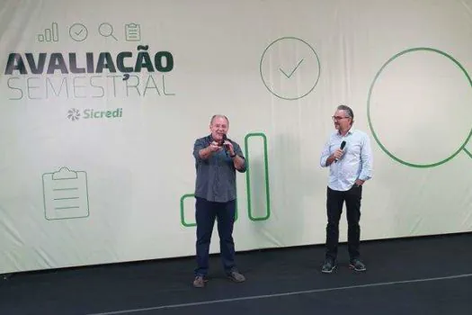 Sicredi Vale do Piquiri Abcd PR/SP realiza reunião de prestação de contas