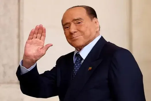 Ex-primeiro-ministro da Itália Silvio Berlusconi morre aos 86 anos