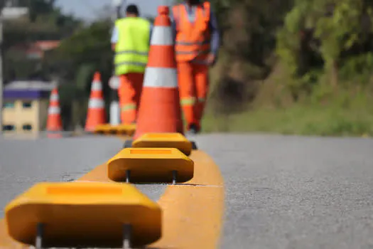 Ribeirão Pires executa melhoria na sinalização da Estrada da Colônia