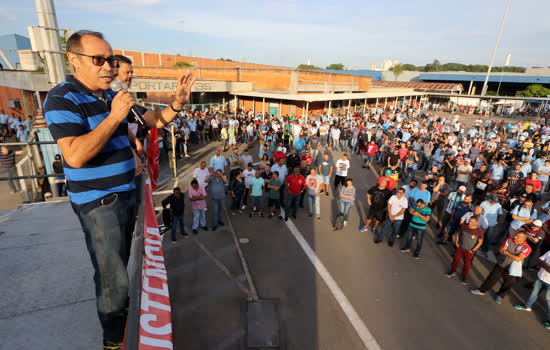 Sindicato cobra reunião com montadora para discutir propostas de venda