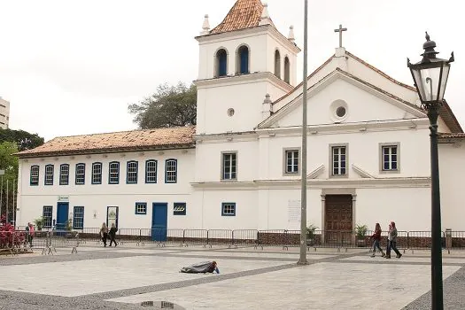 Sindicato dos guias recomenda suspensão de passeios no centro de SP