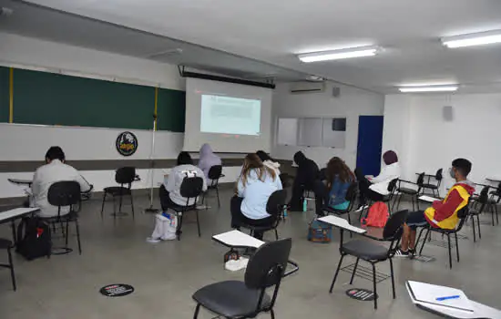 Singular Anglo inicia inscrições para cursos pré-vestibular