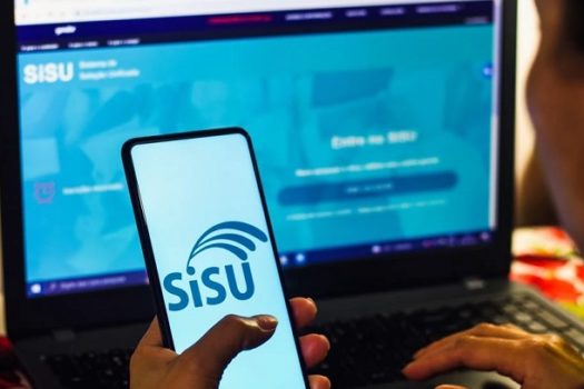 Aprovado no Sisu 2025? Saiba como se matricular e participar da lista de espera