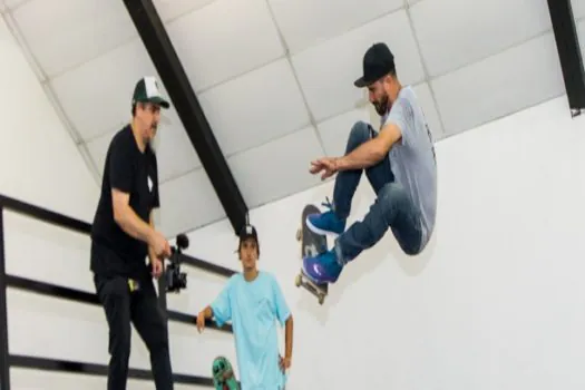 Lenda do skate Bob Burnquist participa de evento multicultural da Funarte