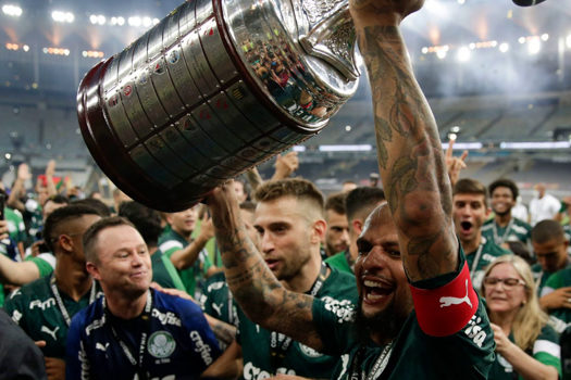 Palmeiras ainda celebra tri da Libertadores e joga com reservas em Cuiabá