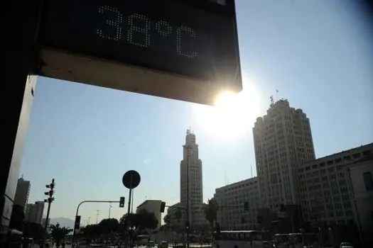 Onda de calor e baixa umidade marcam semana na maior parte do país