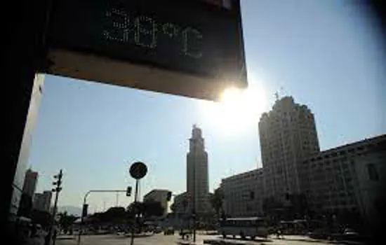 Previsão do Tempo: Cidade de São Paulo amanhece com sol entre nuvens e previsão de chuvas