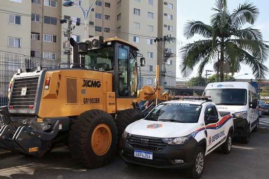 Governo  entrega 36 veículos e maquinários para a região metropolitana de São Paulo