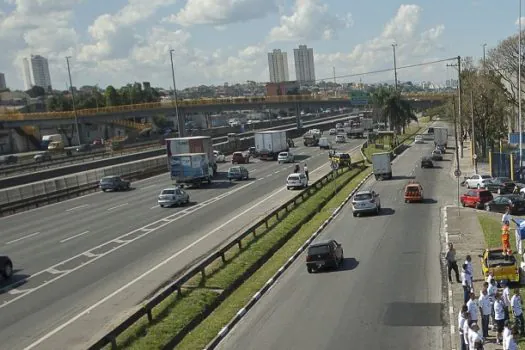 SP: 130 mil devem sair da cidade de ônibus no feriado de Páscoa