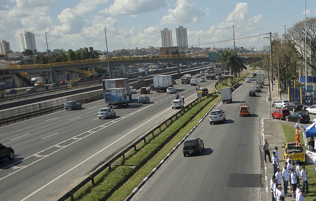 SP: 130 mil devem sair da cidade de ônibus no feriado de Páscoa