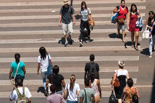 Previsão do tempo: Sol diminui a sensação de frio