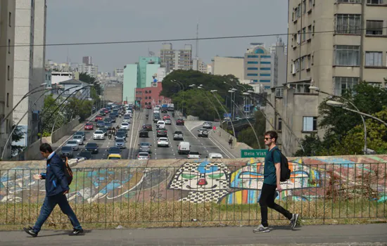 Previsão do Tempo: Amanhecer com céu encoberto e sensação de frio em São Paulo