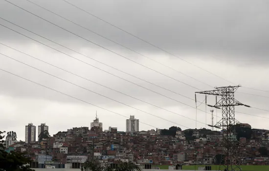 São Paulo: Com alerta de chuvas