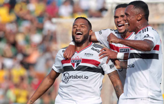 São Paulo bate Mirassol e garante primeiro lugar do grupo